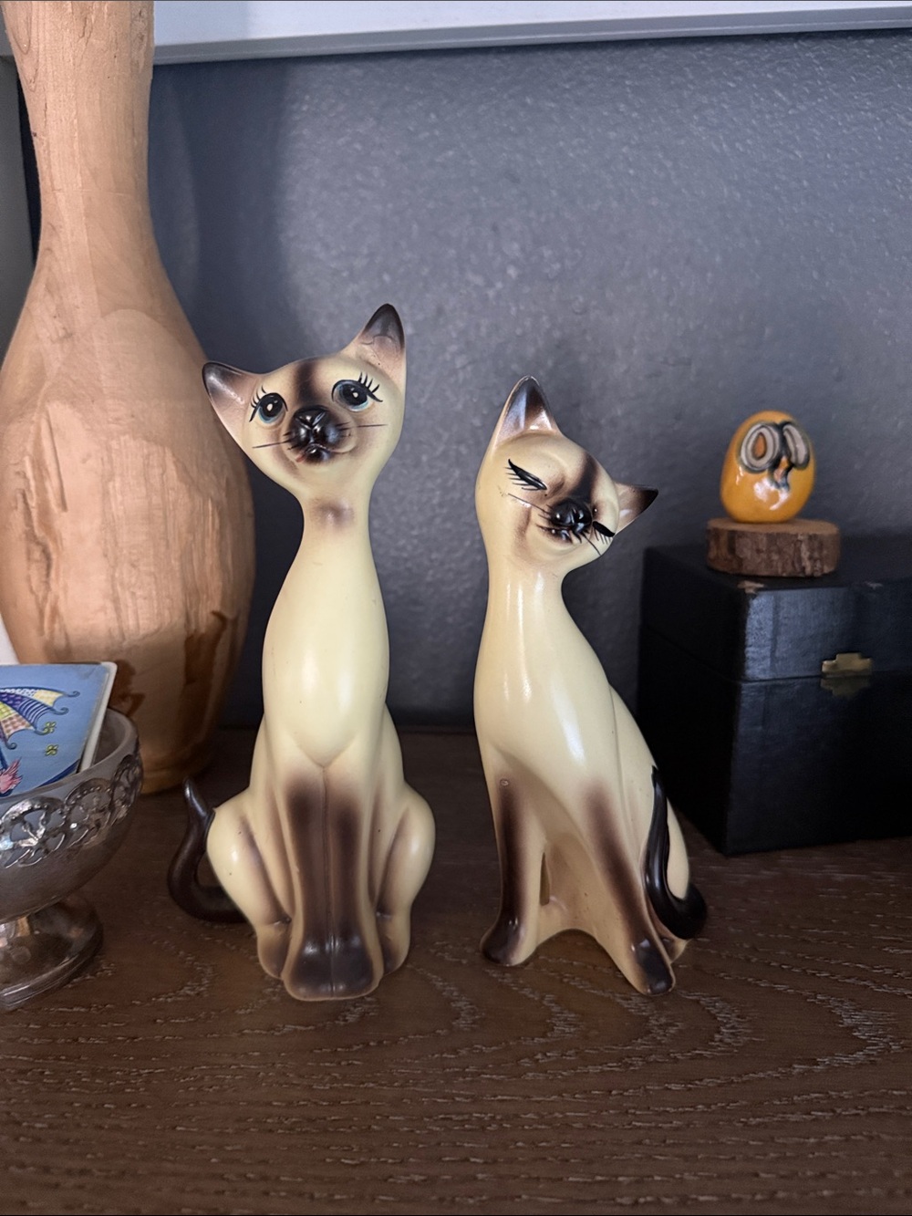 Vintage Siamese, cat large  salt and pepper shakers